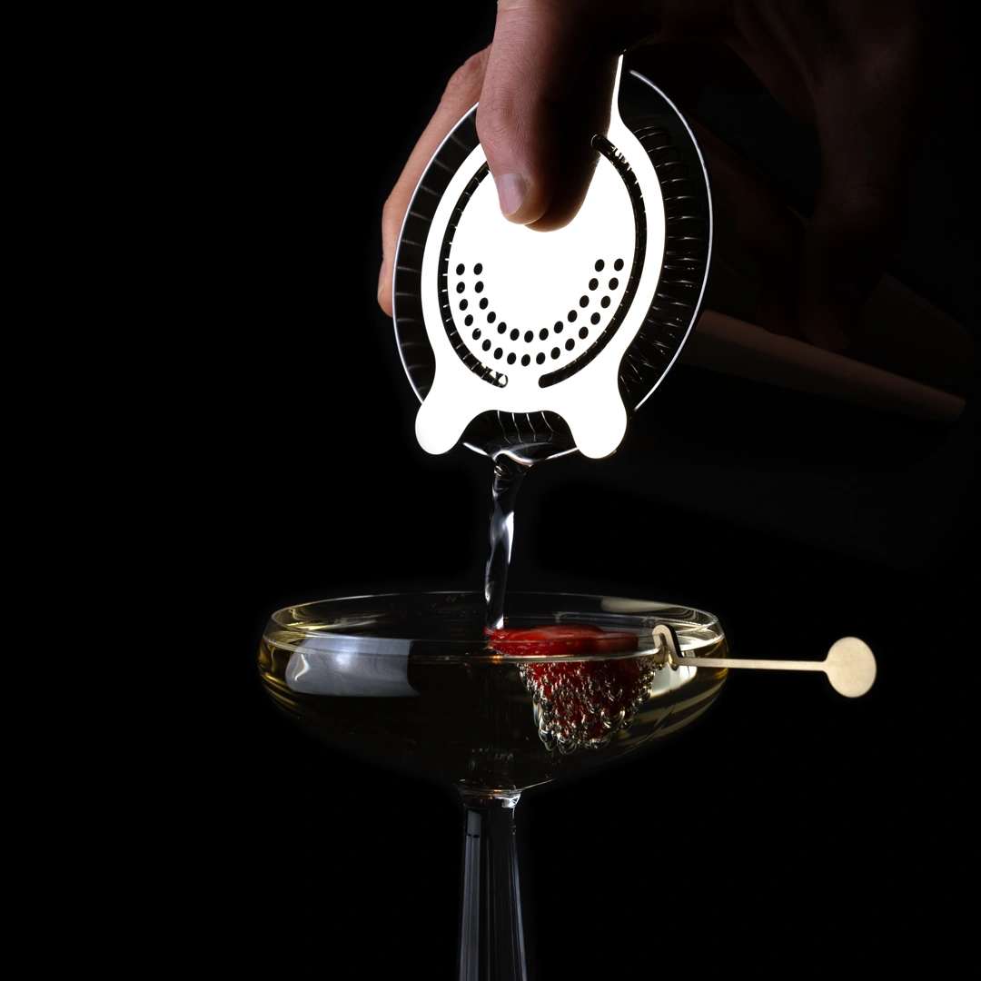 Big Top | Classic Champaigne Cocktail With Strawberry
